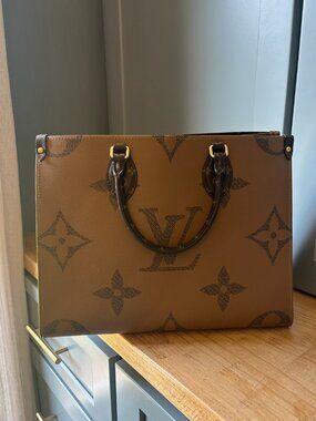 Louis Vuitton Onthego MM Giant Monogram Reverse Canvas Tote Bag Brown